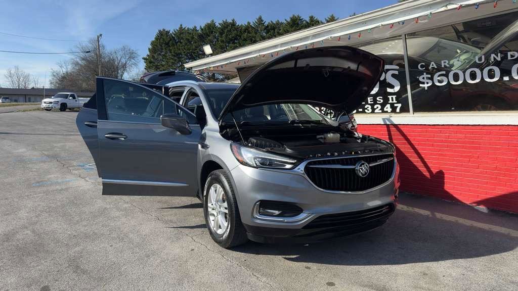 Used 2020 Buick Enclave Essence image 23