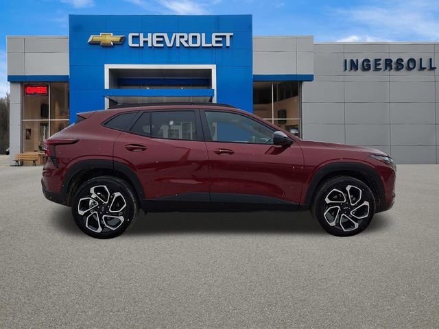 Used 2025 Chevrolet Trax RS w/ Driver Confidence Package image 28