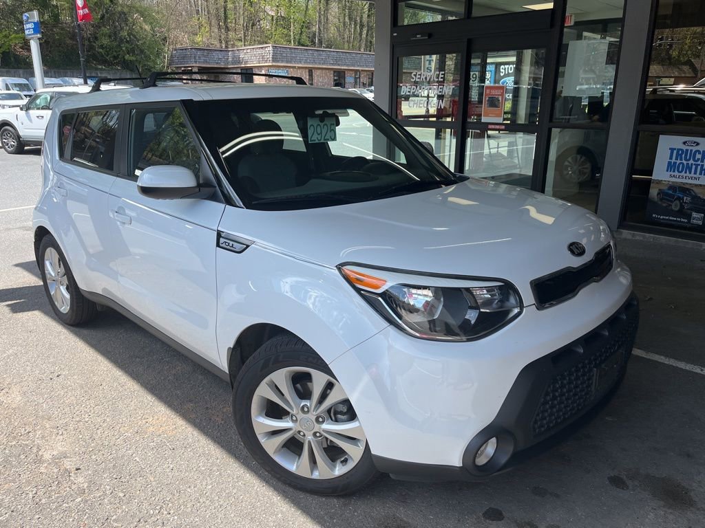 Used 2015 Kia Soul + w/ Audio Package image 1
