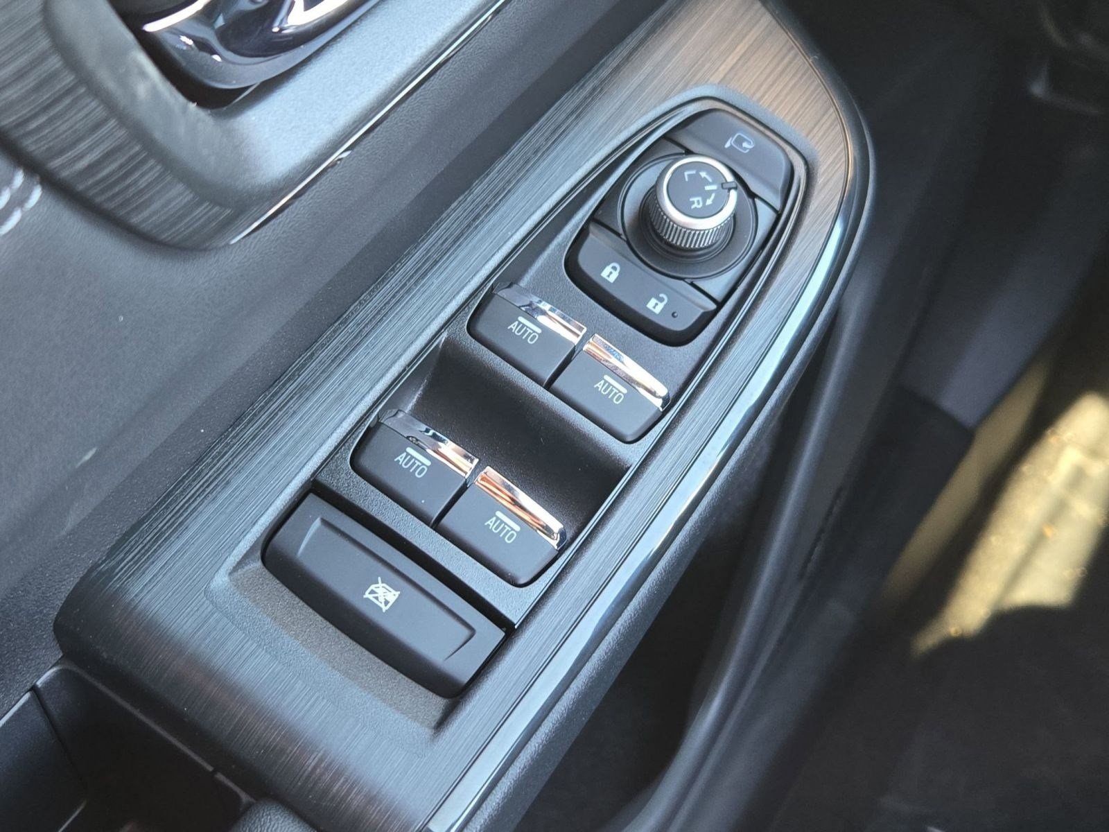 New 2026 Subaru Outback Touring image 12