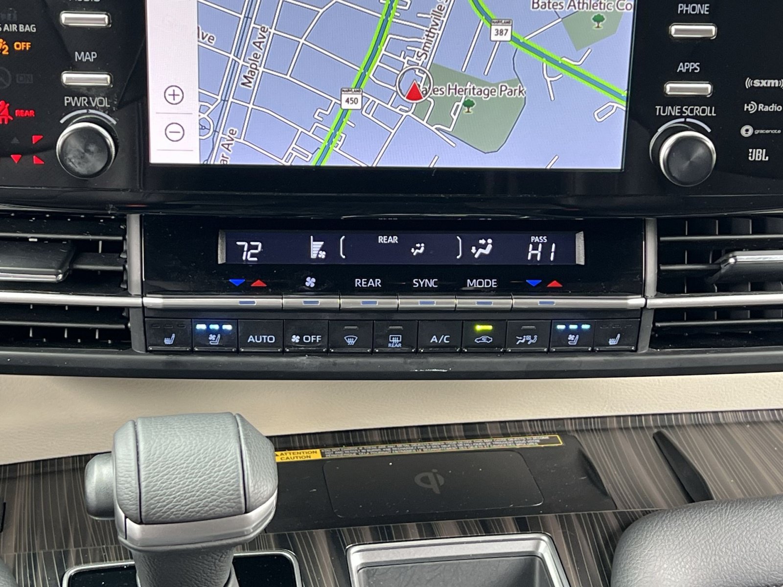 Used 2021 Toyota Sienna Platinum AWD/4WD image 20