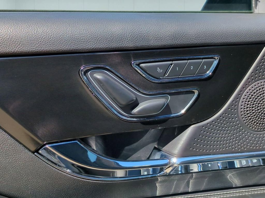 Certified 2023 Lincoln Corsair FWD w/ Equipment Group 101A image 13
