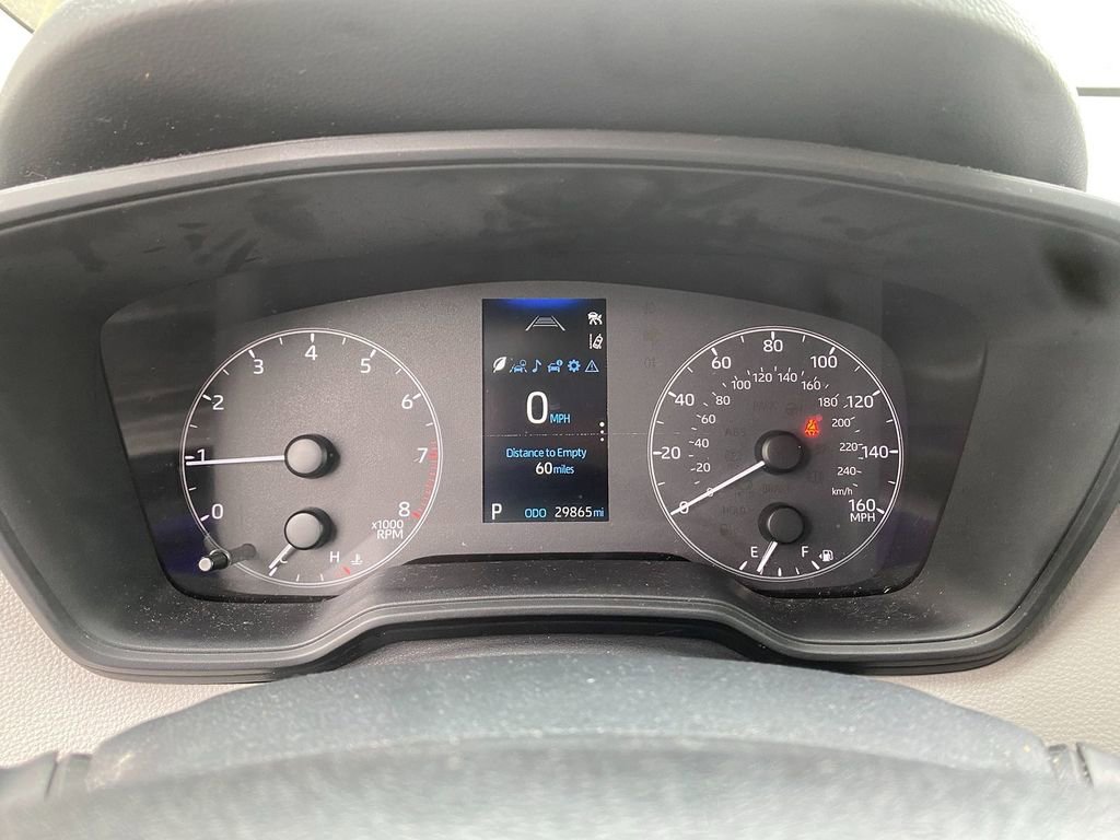 Used 2023 Toyota Corolla Cross L image 18