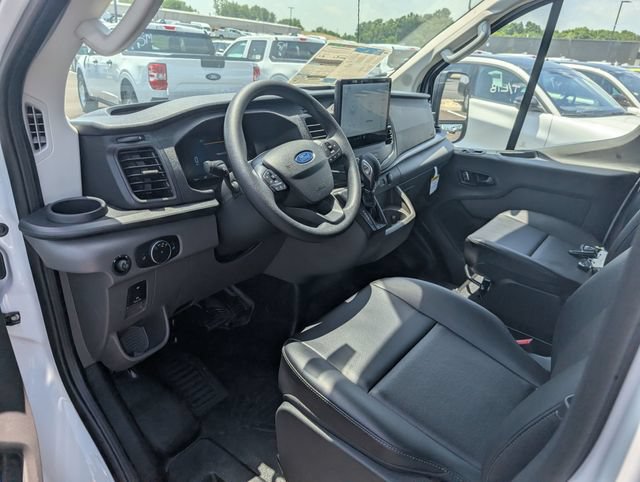 New 2026 Ford Transit 150 Low Roof RWD image 11