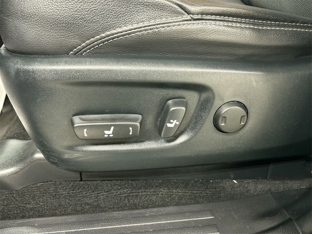 Used 2022 Toyota 4Runner Limited image 10