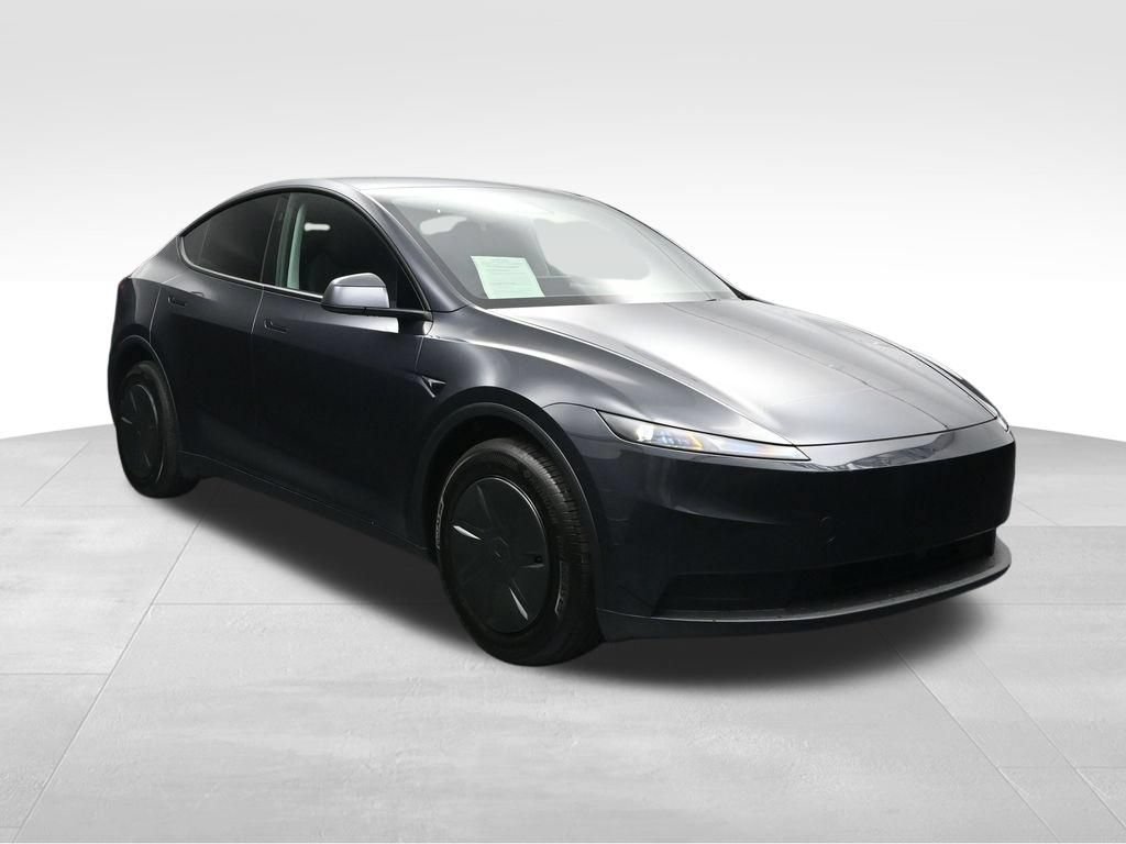 Used 2026 Tesla Model Y AWD image 7