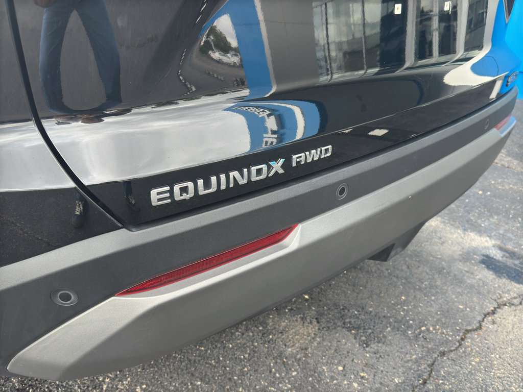 Used 2025 Chevrolet Equinox LT w/ Convenience Package II image 8