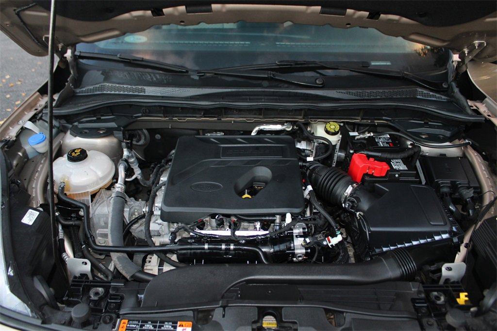 Used 2020 Ford Escape SE image 24