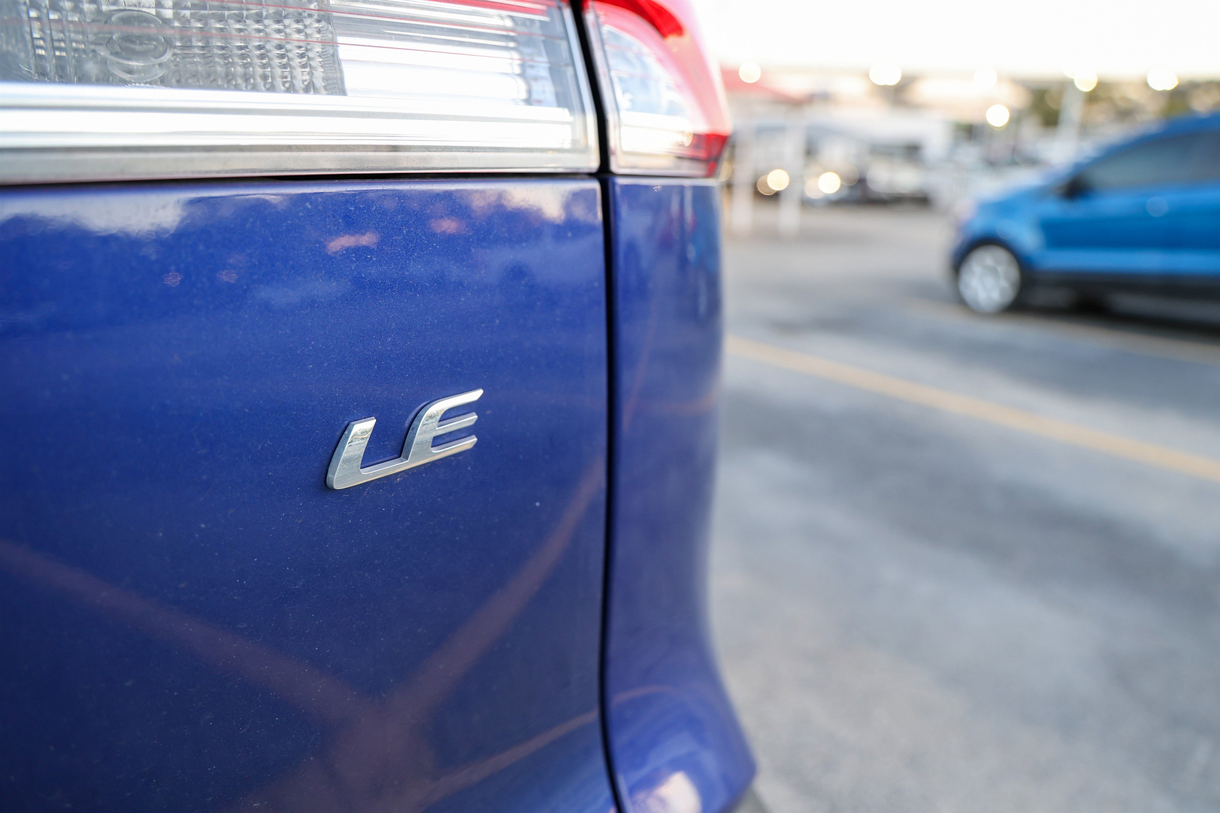 Certified 2025 Toyota Corolla Cross LE w/ Moonroof Package image 12