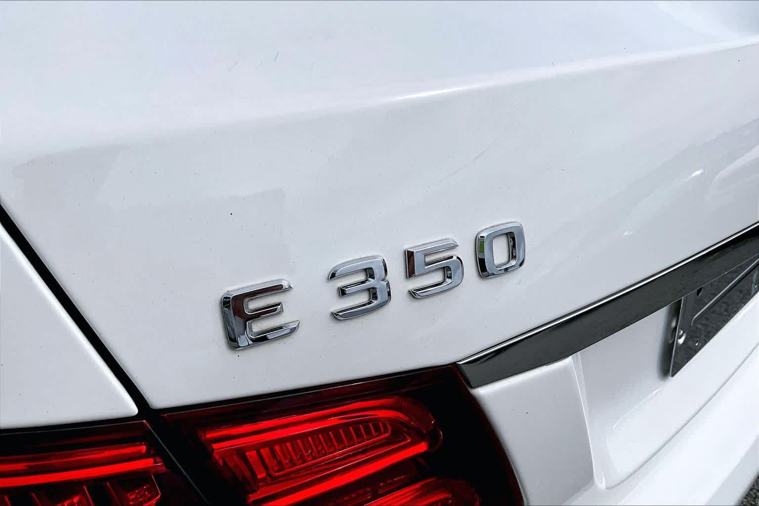 Used 2014 Mercedes-Benz E 350 4MATIC Sedan image 10