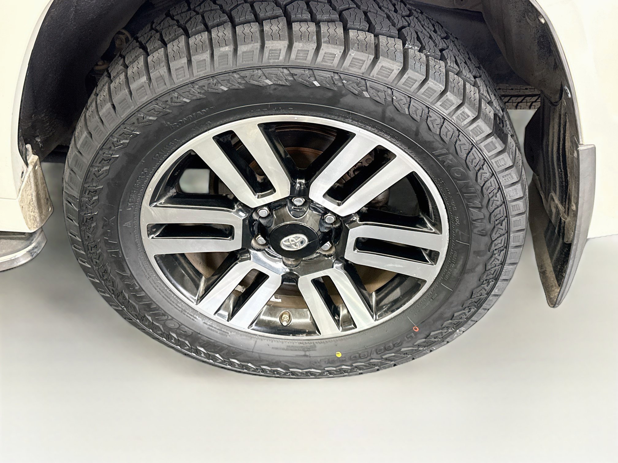 Used 2014 Toyota 4Runner Limited RWD image 11