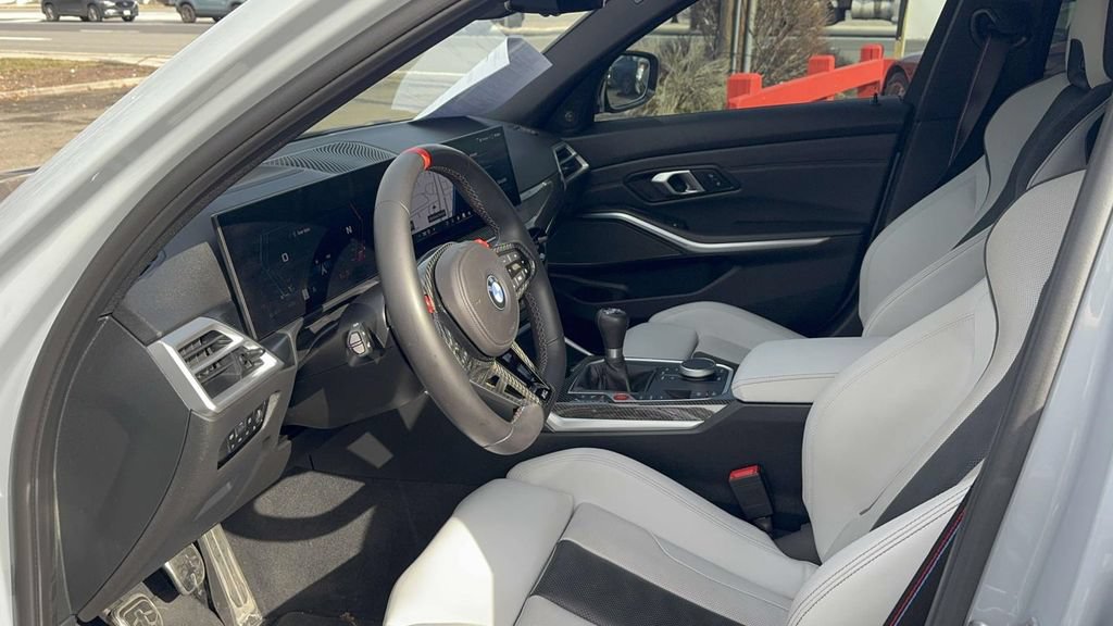 Used 2025 BMW M3 w/ Executive Package RWD image 33