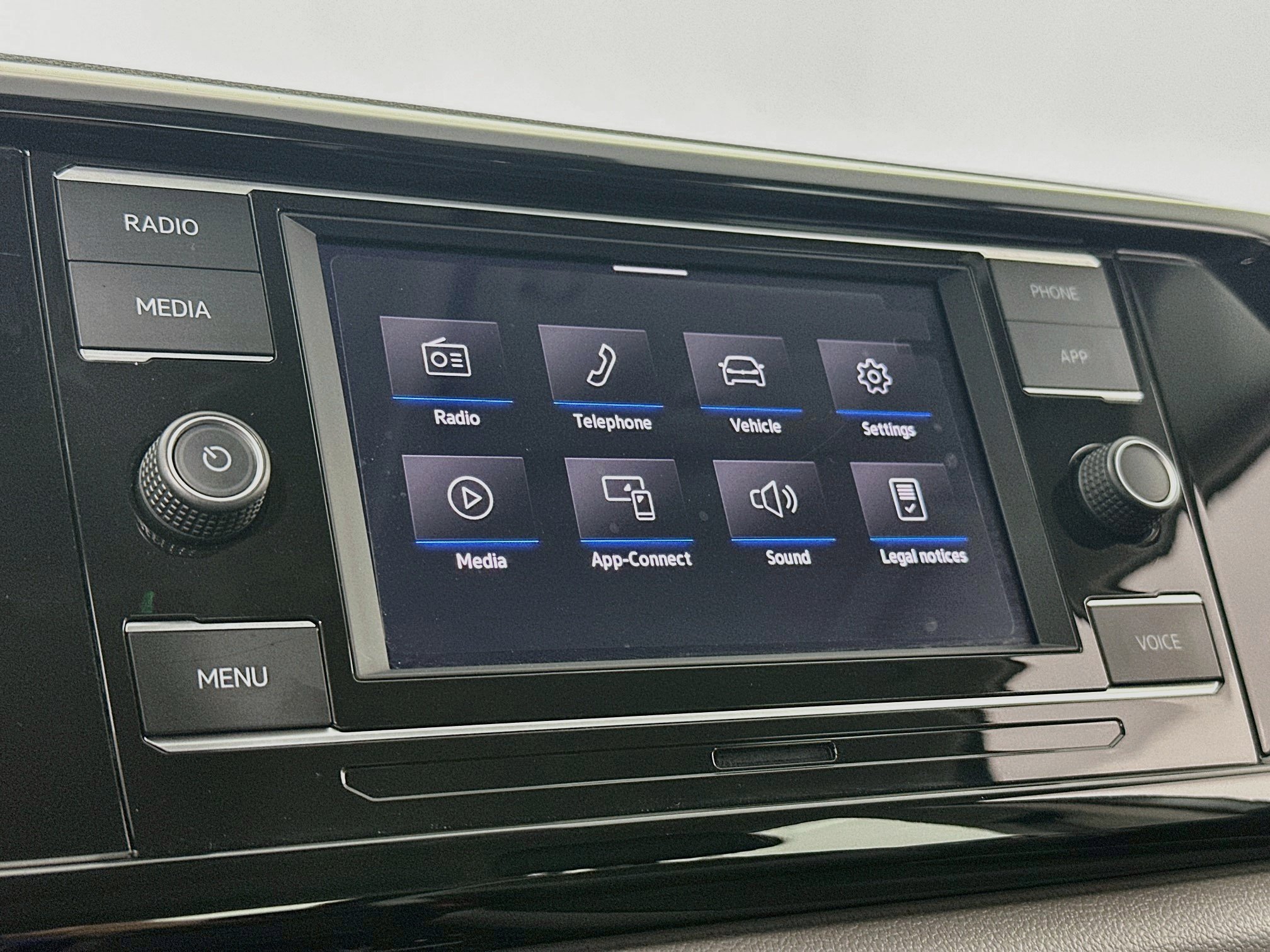 Used 2024 Volkswagen Taos S AWD/4WD image 14