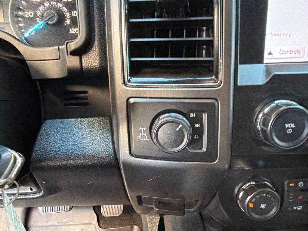 Used 2019 Ford F150 XLT w/ Equipment Group 302A Luxury AWD/4WD image 51