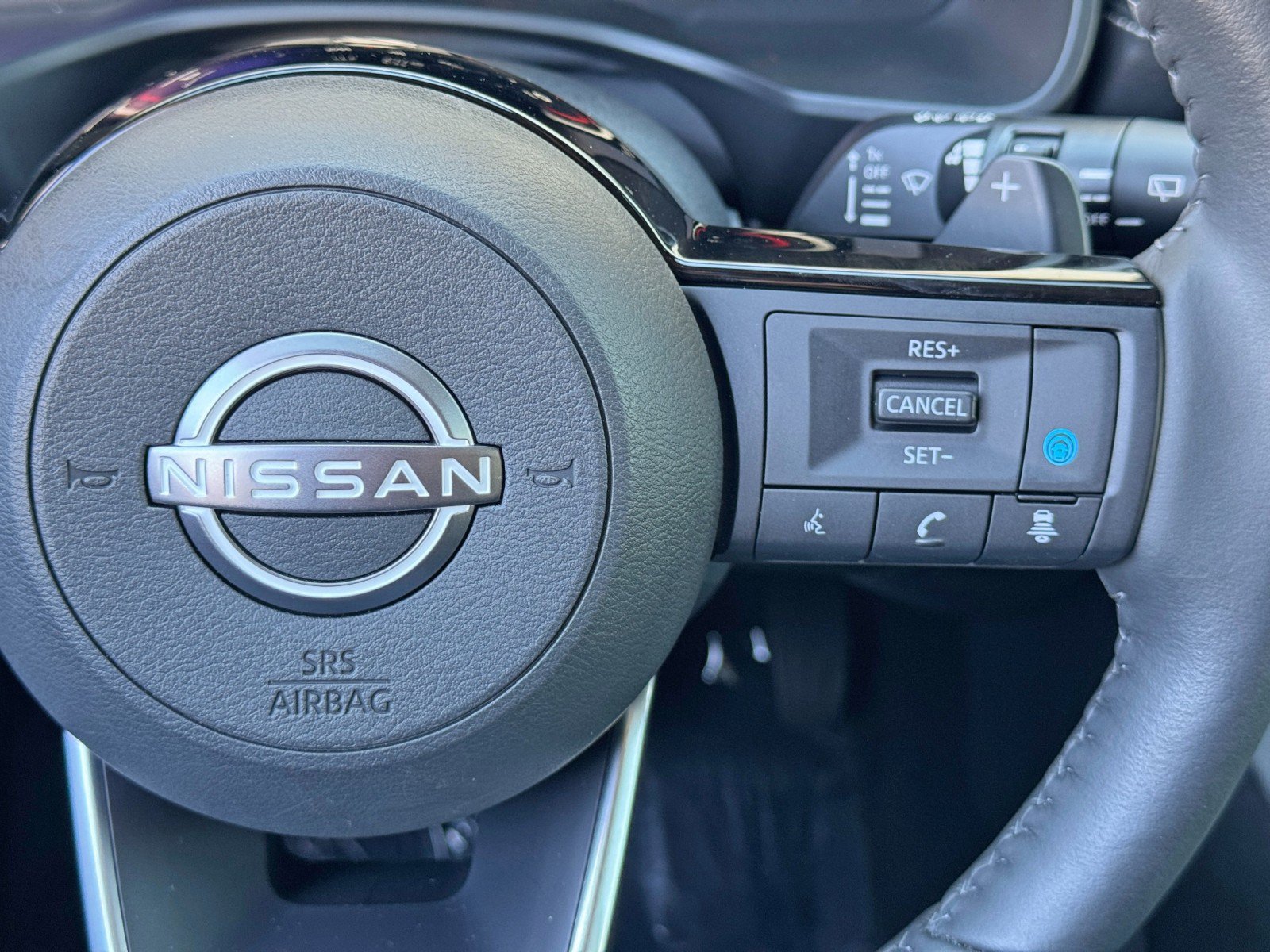 Used 2024 Nissan Rogue SL FWD image 21