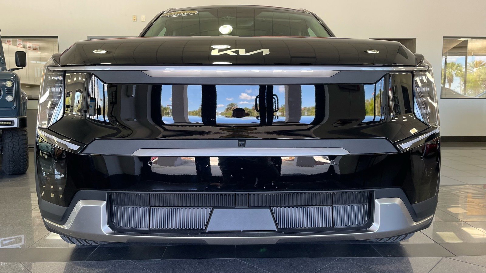 Used 2026 Kia EV9 Wind image 7