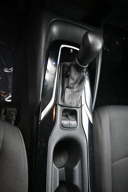 Used 2021 Toyota Corolla LE FWD image 12