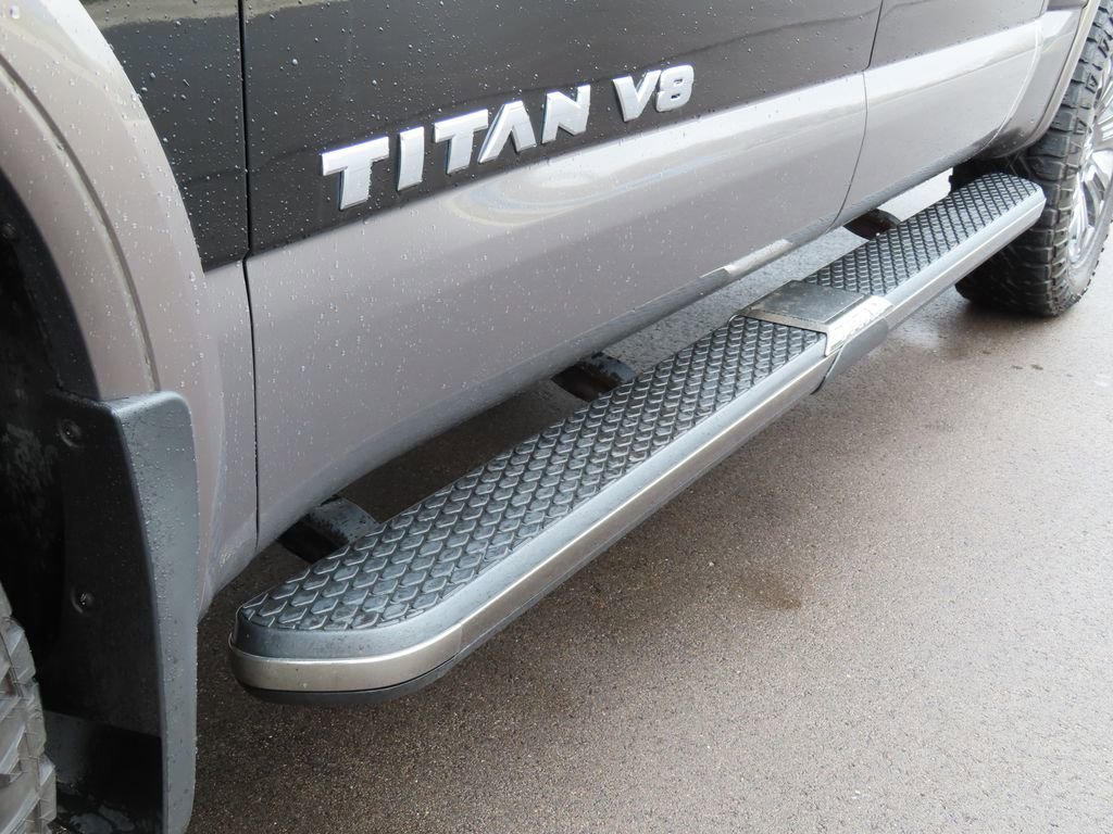 Used 2018 Nissan Titan Platinum Reserve image 14