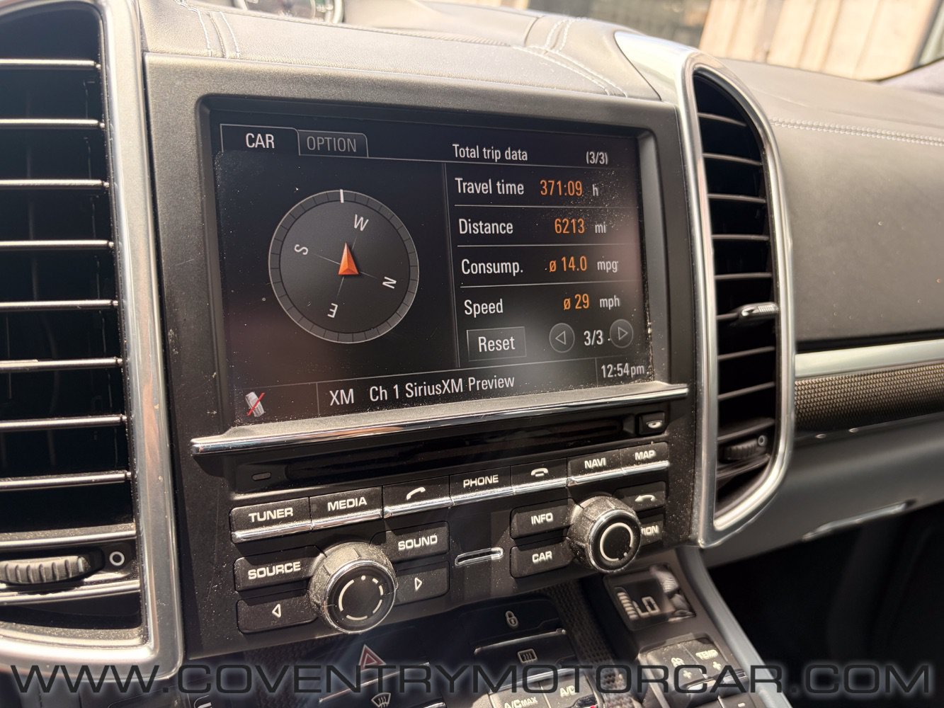 Used 2012 Porsche Cayenne Turbo AWD/4WD image 23