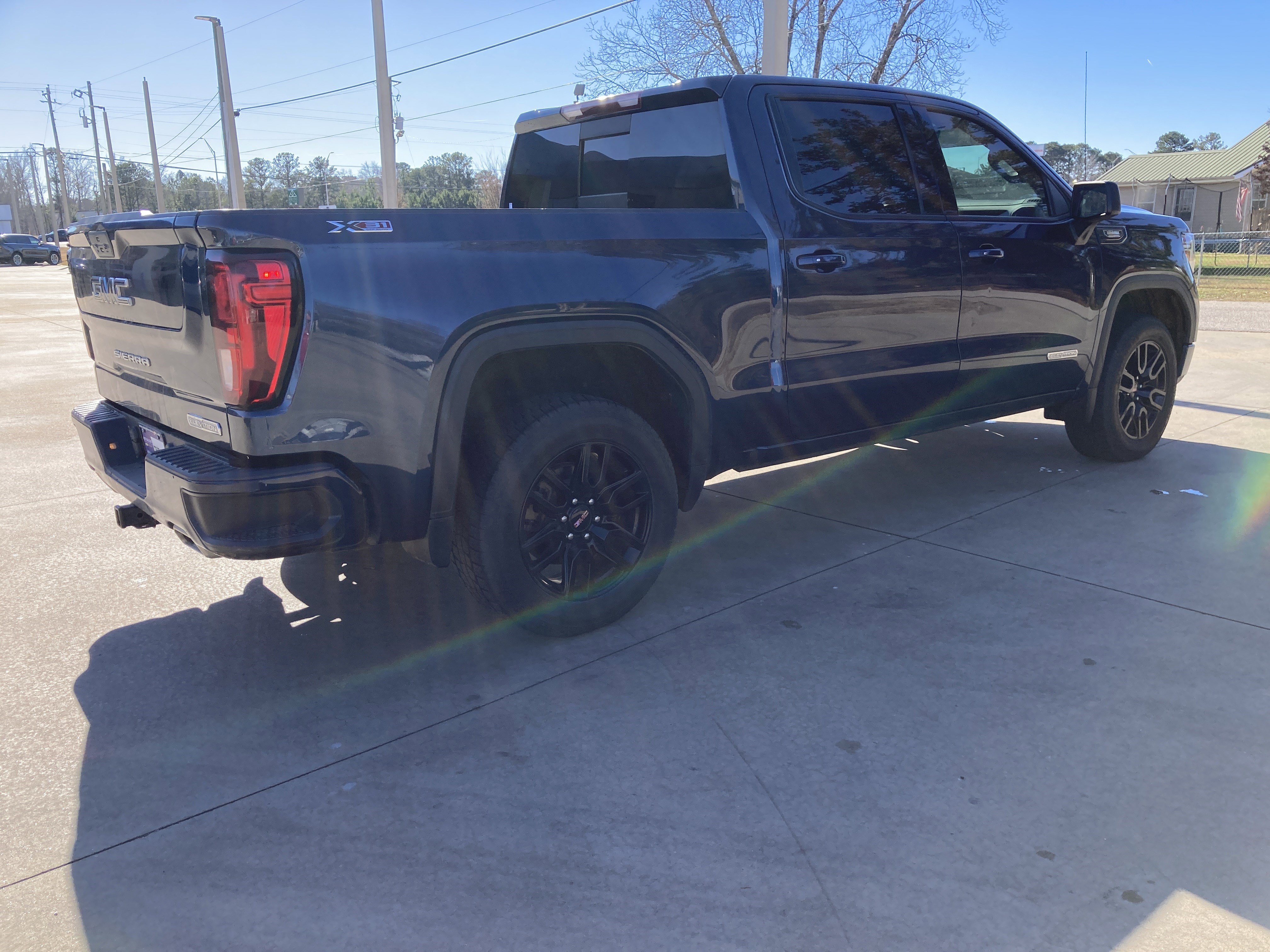 Certified 2021 GMC Sierra 1500 Elevation w/ Preferred Package image 6