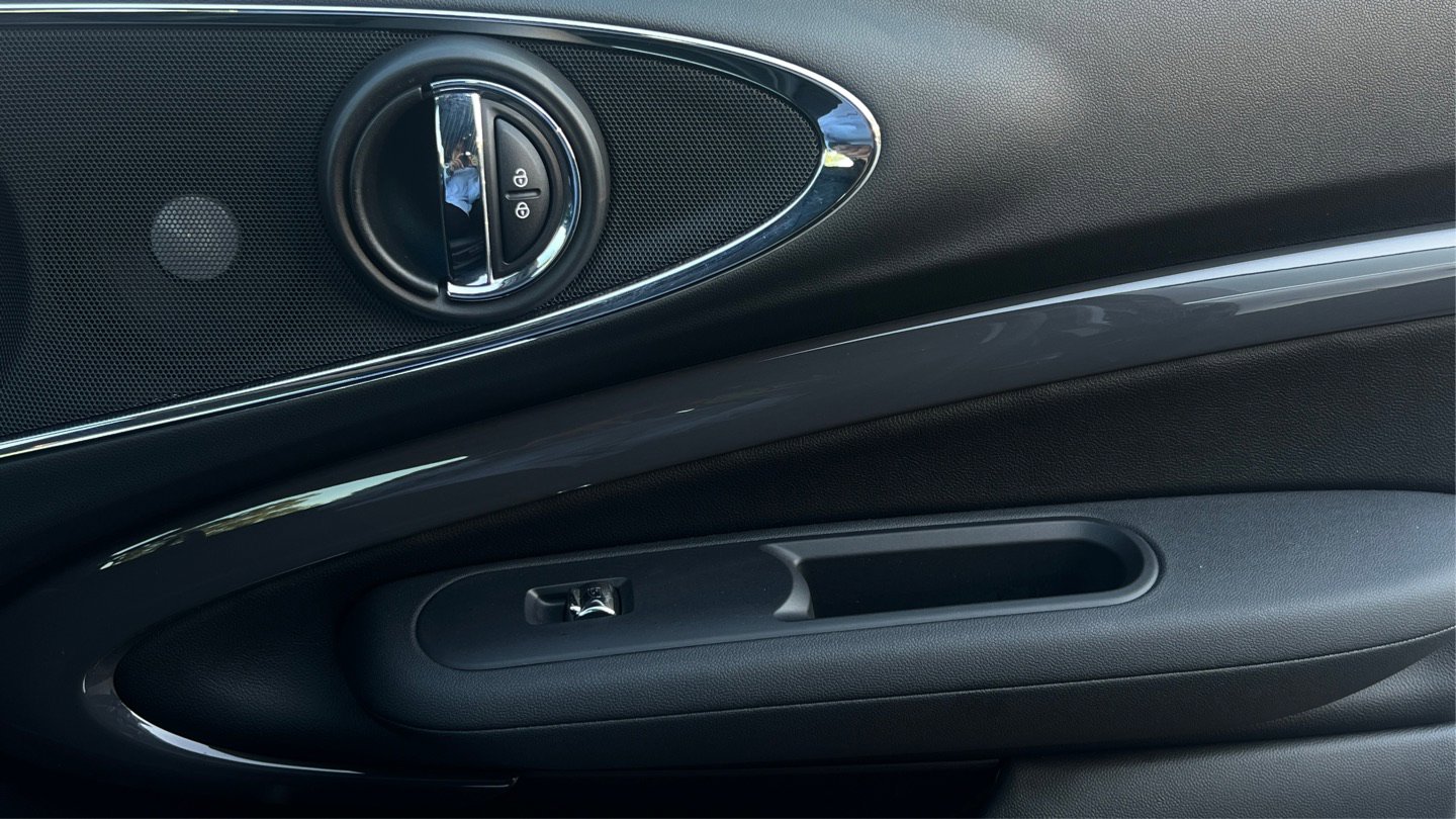 Used 2017 MINI Cooper Clubman S image 18