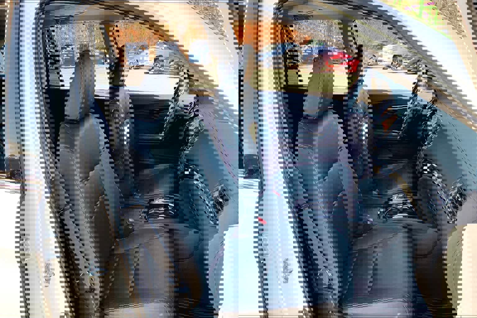 Used 2019 Honda Pilot Touring image 8