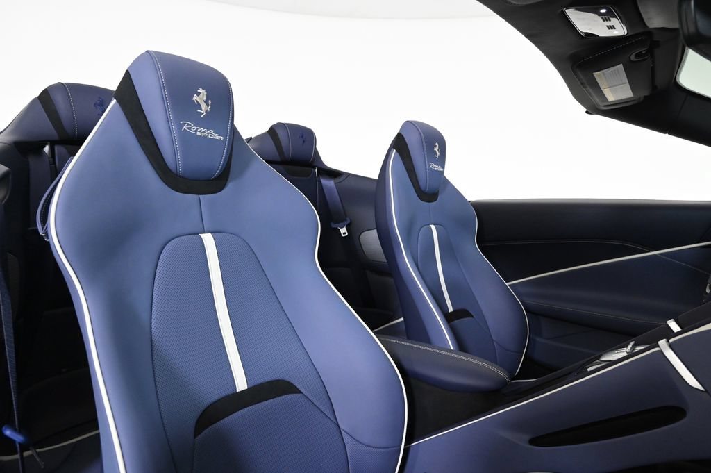 Used 2025 Ferrari Roma Spider RWD image 19