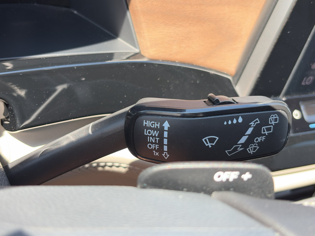 Used 2026 Volkswagen Atlas SE AWD/4WD image 18