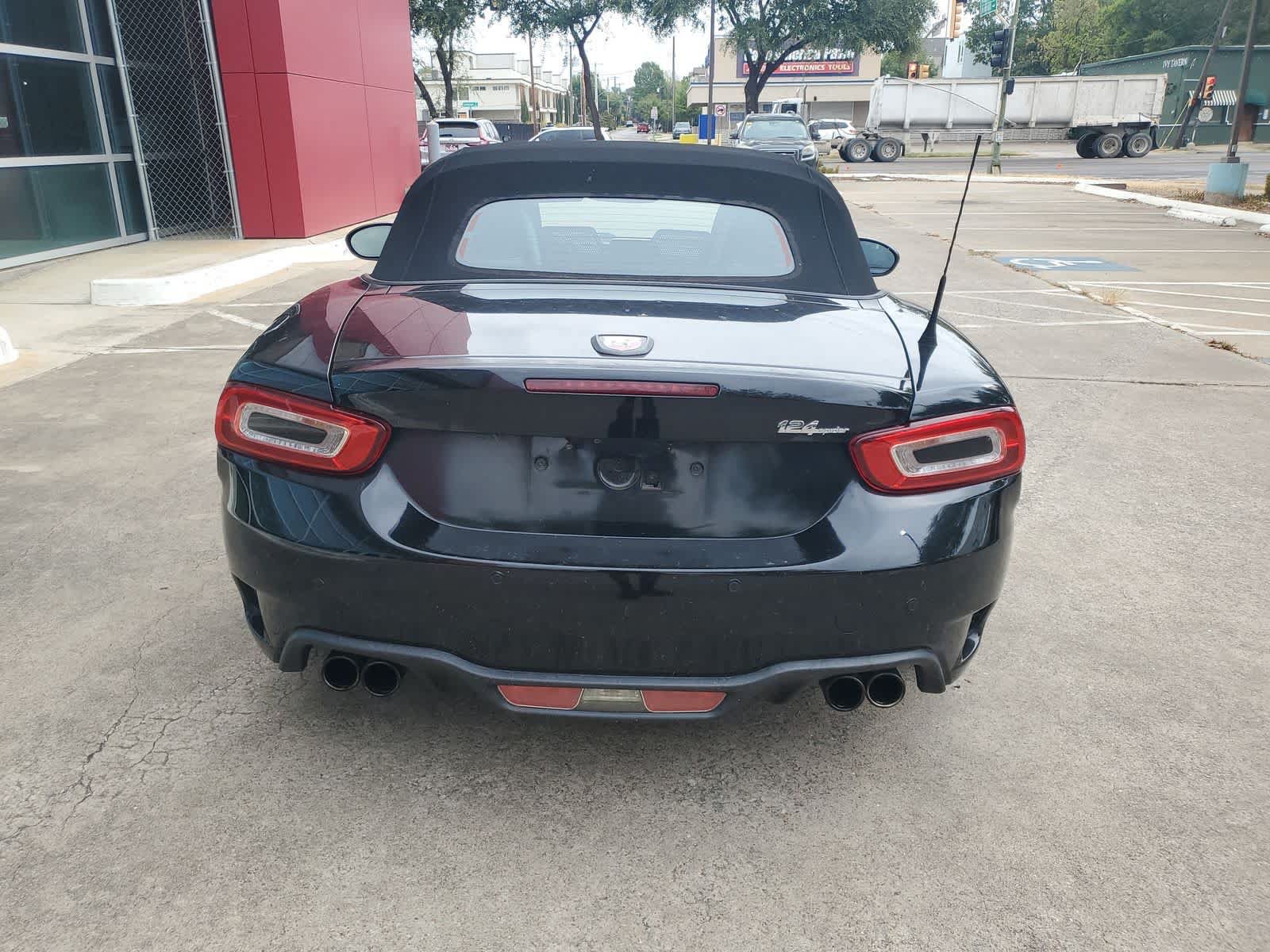 Used 2017 FIAT 124 Spider Abarth RWD image 5