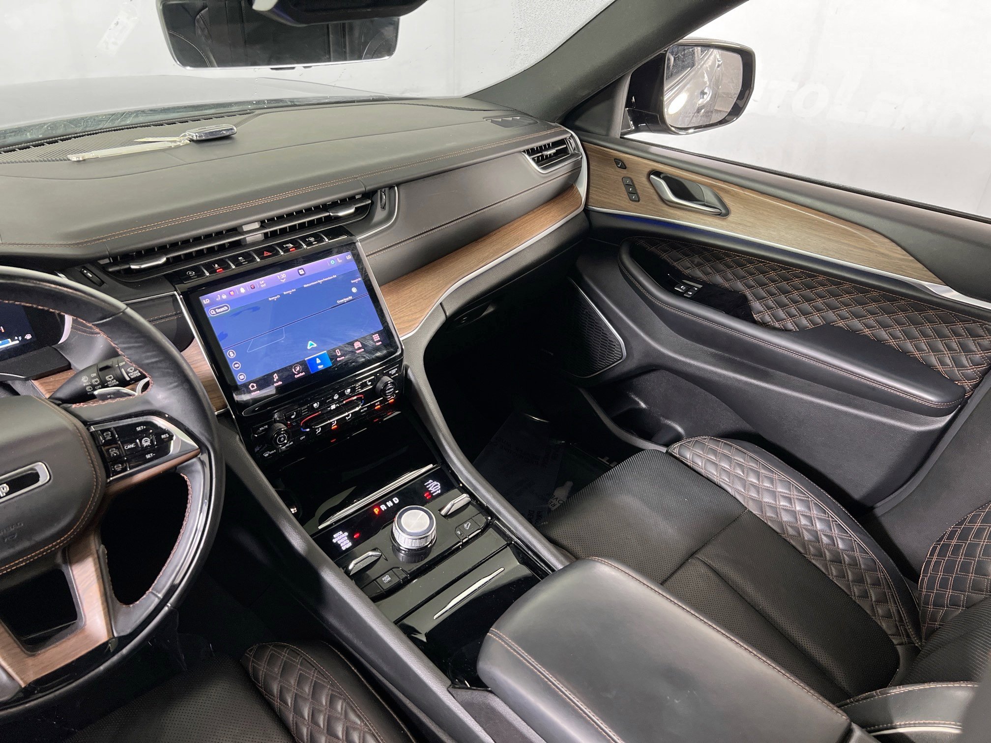 Used 2022 Jeep Grand Cherokee Summit w/ Adv Protech Group IV image 24