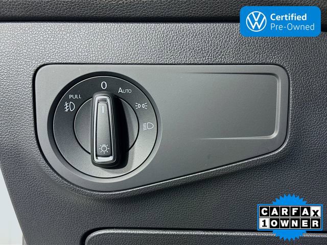 Certified 2020 Volkswagen Tiguan SEL AWD/4WD image 10
