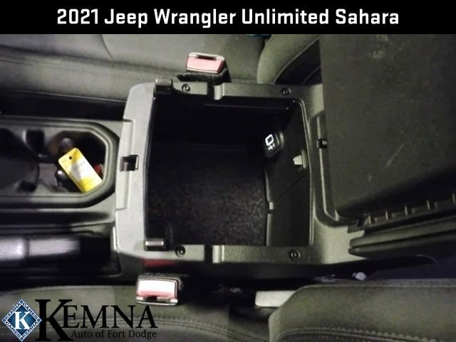 Used 2021 Jeep Wrangler Unlimited Sahara w/ Dual Top Group image 26