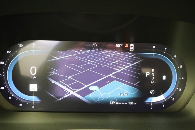 Used 2024 Volvo S60 B5 Plus image 13