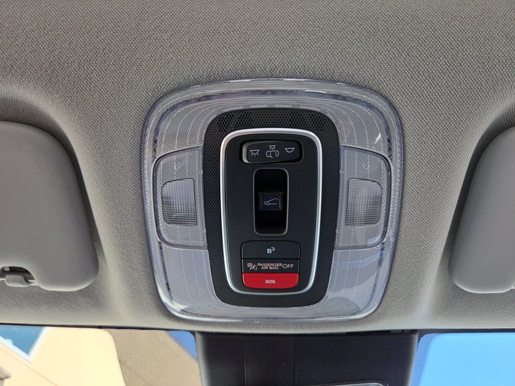 New 2026 Hyundai Elantra Limited FWD image 29