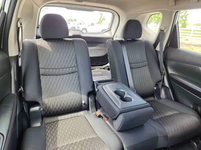 Used 2017 Nissan Rogue S FWD image 26