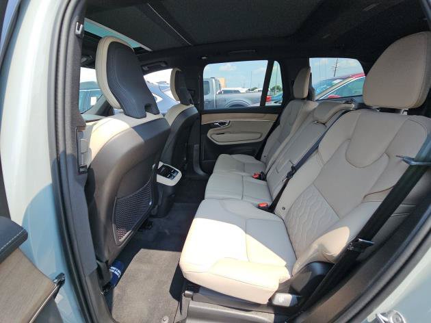 Certified 2026 Volvo XC90 B6 Plus AWD/4WD image 6