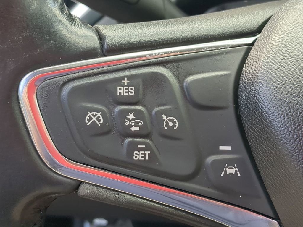 Used 2020 Chevrolet Equinox LT FWD image 18