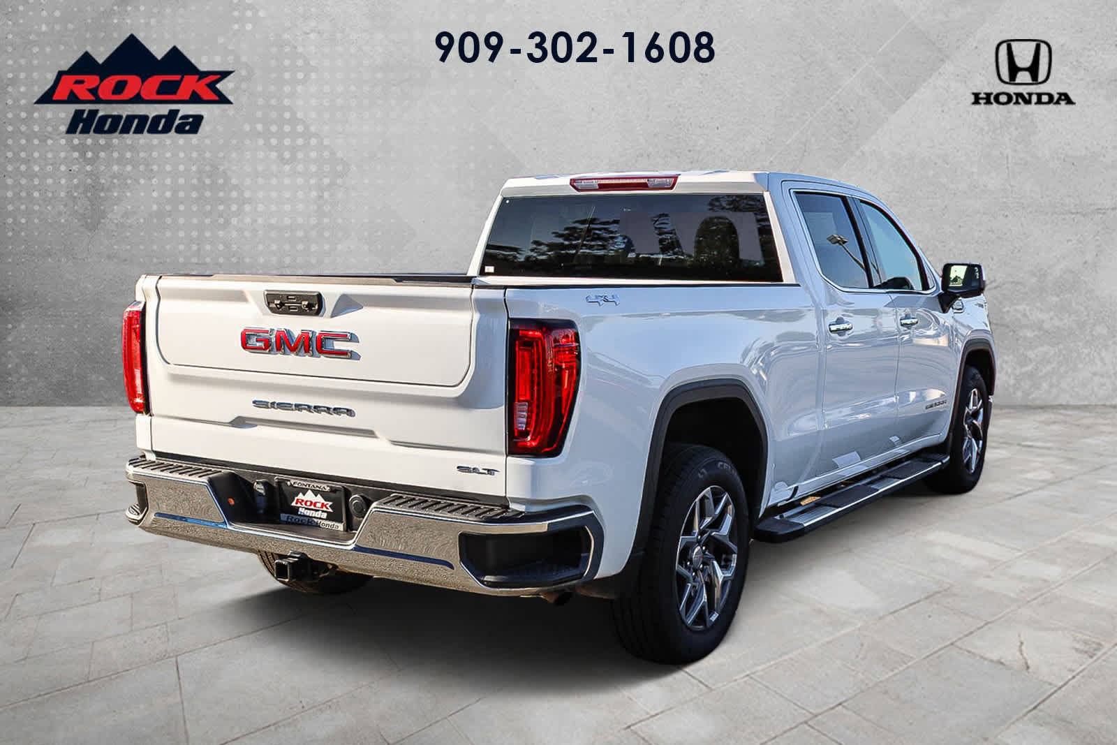 Used 2022 GMC Sierra 1500 SLT w/ SLT Premium Package AWD/4WD image 6