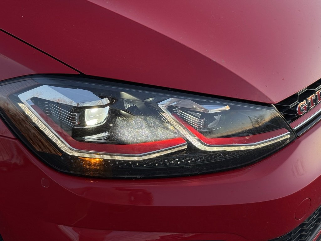 Used 2021 Volkswagen GTI SE image 11