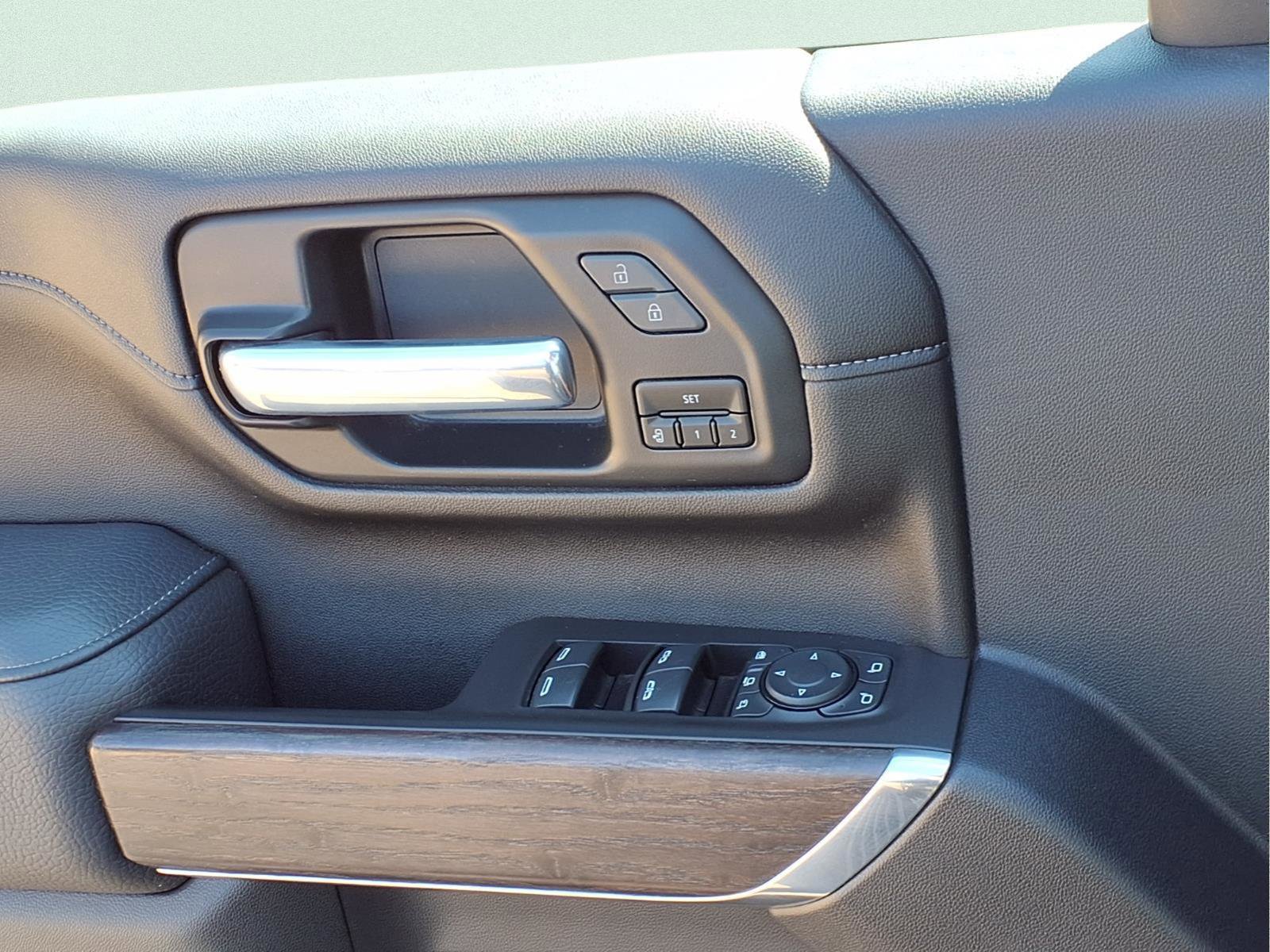 Used 2021 GMC Sierra 2500 Denali w/ Denali Ultimate Package image 14