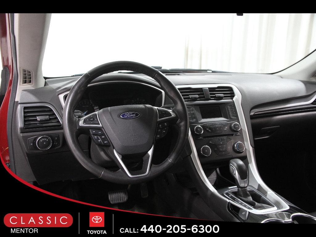 Used 2014 Ford Fusion SE w/ Equipment Group 201A image 6