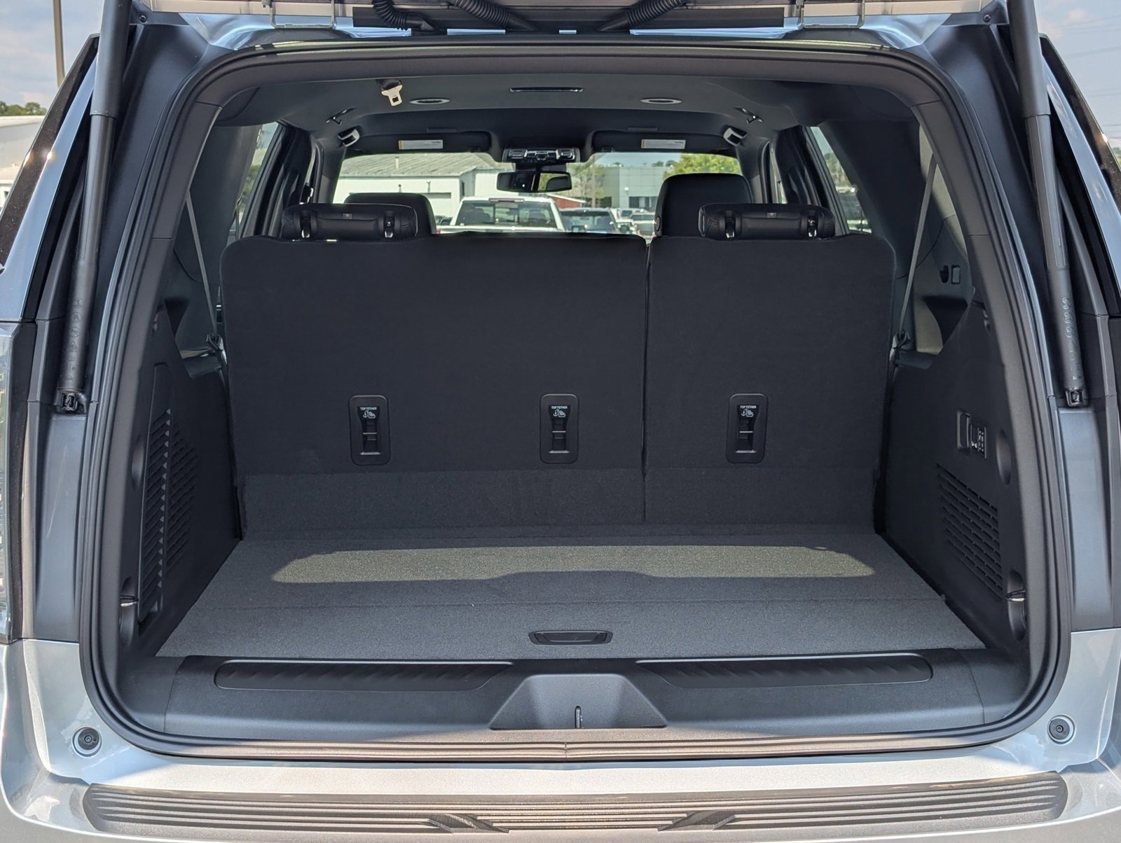 New 2026 Chevrolet Suburban LT w/ Comfort Package image 23