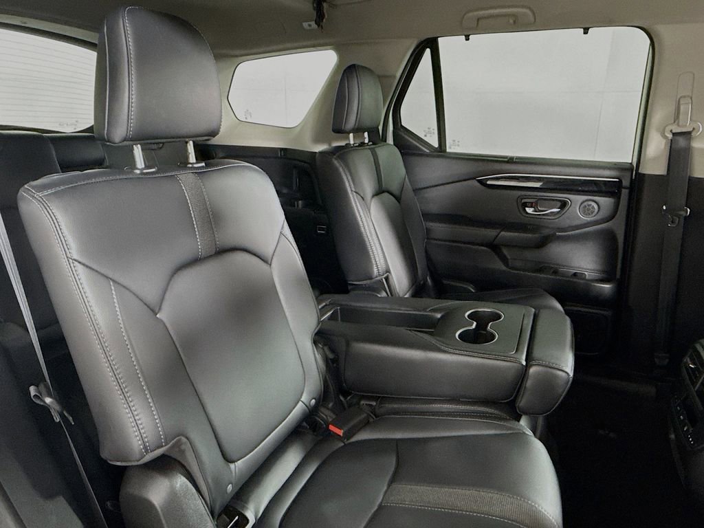 Used 2023 Honda Pilot EX-L image 34
