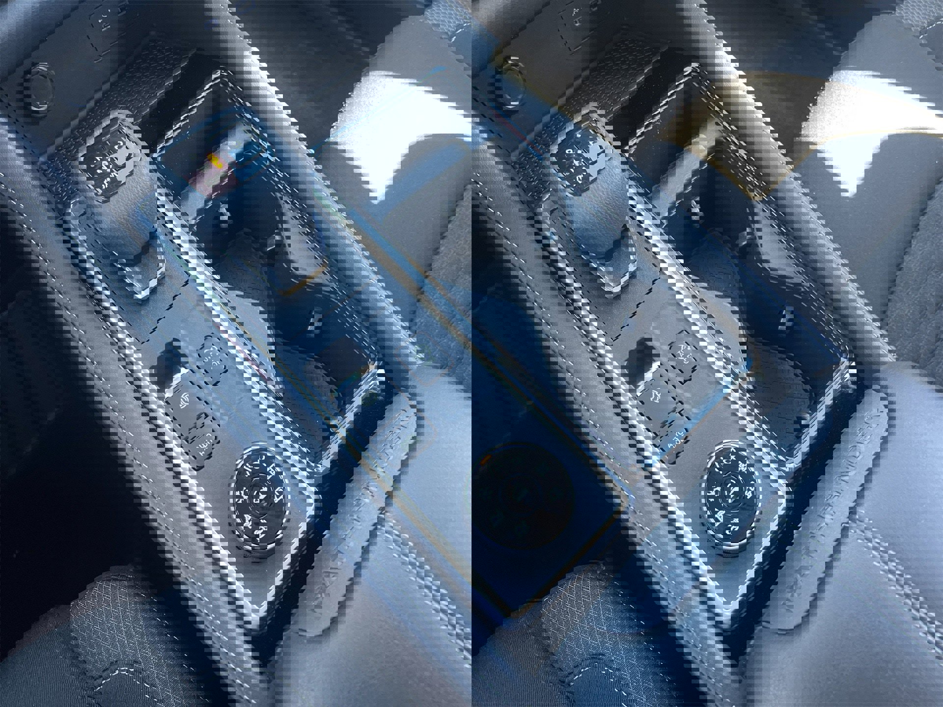 Certified 2022 Nissan Pathfinder S image 7