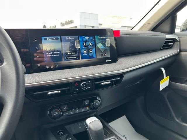 New 2026 Nissan Kicks SV image 31