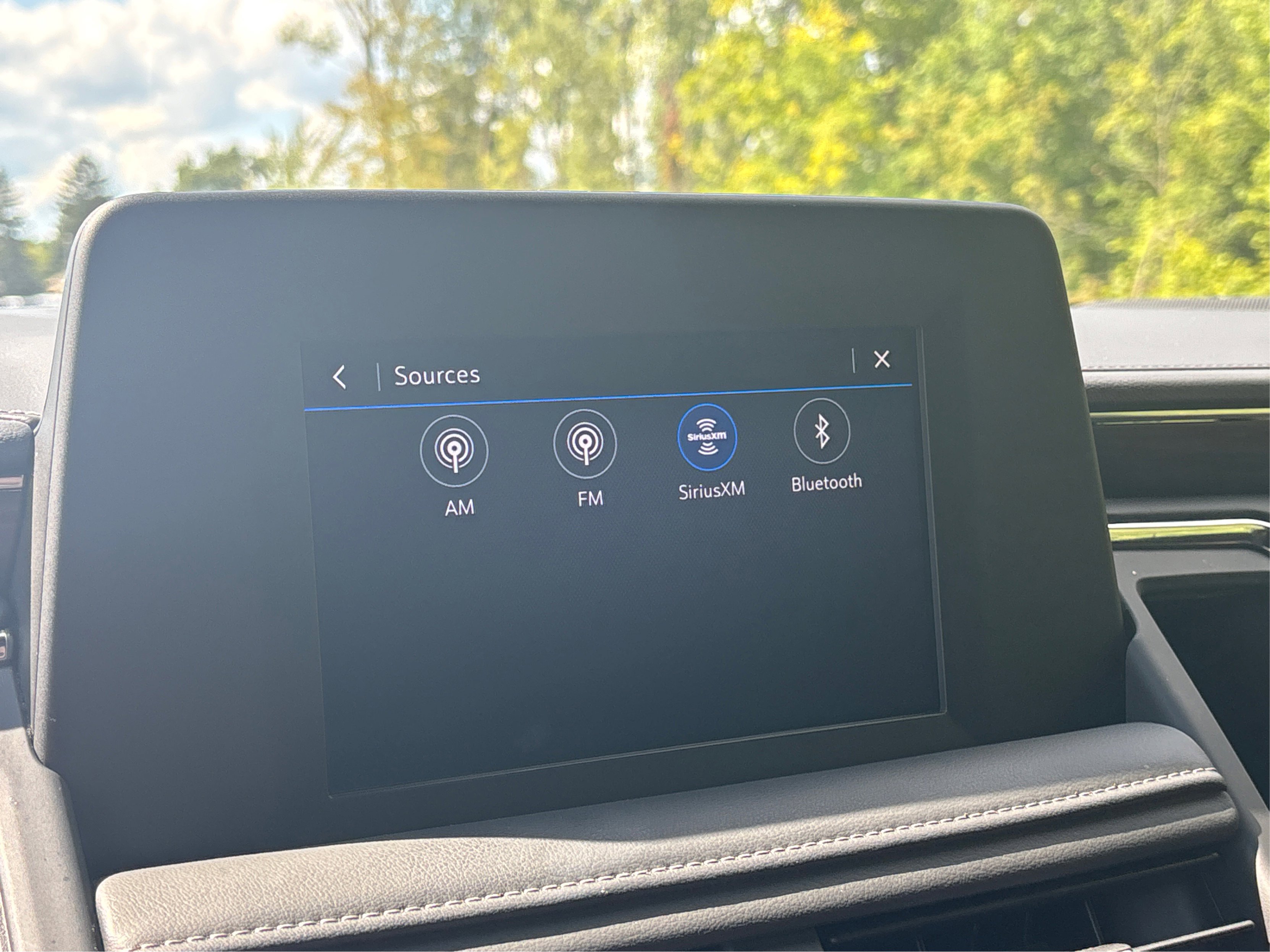 Used 2023 Chevrolet Suburban LS image 46