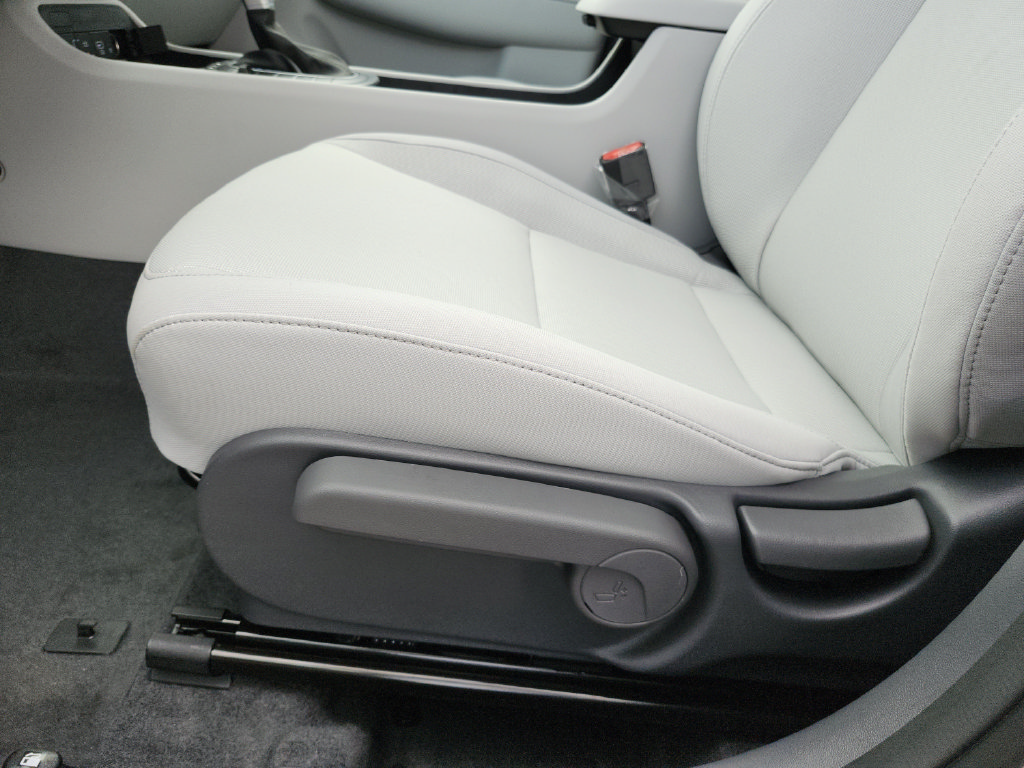 New 2027 Hyundai Kona SEL Sport FWD image 23