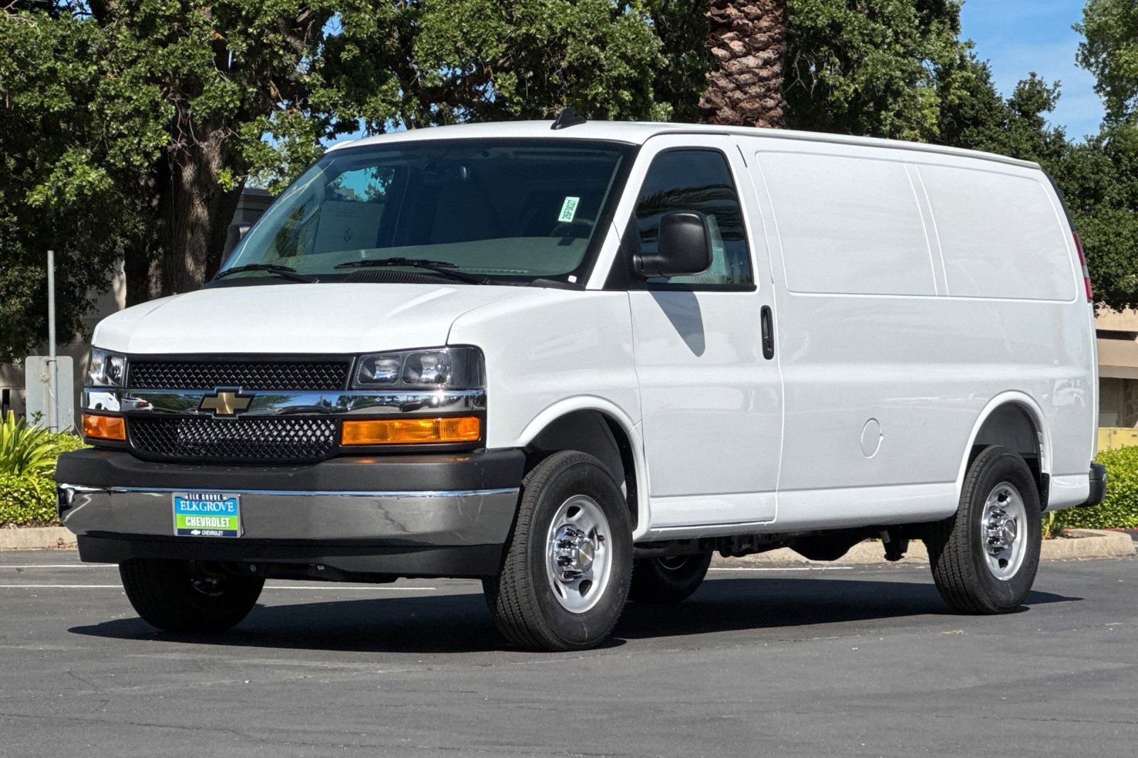 New 2026 Chevrolet Express 2500 w/ Driver Convenience Package RWD image 7