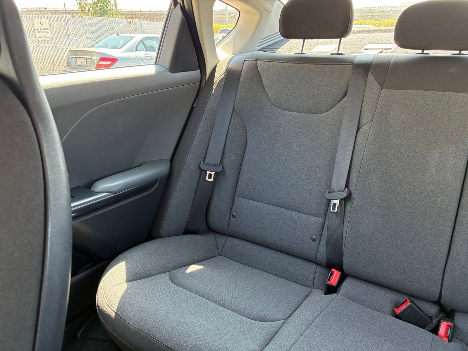 Used 2025 Kia K4 LXS image 38