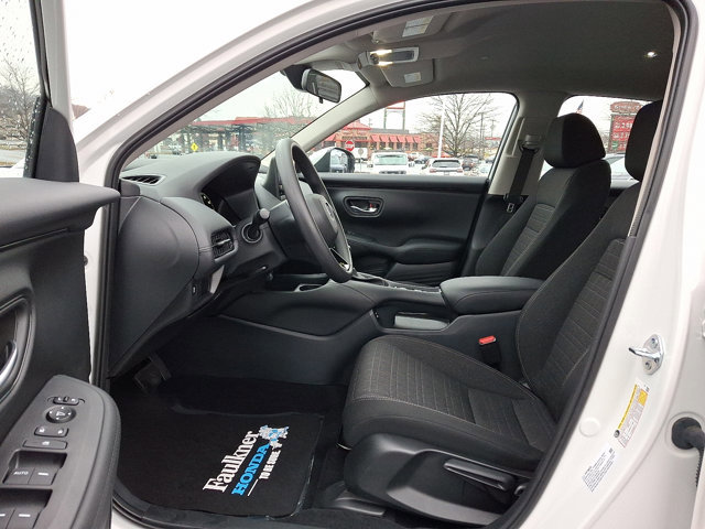 Certified 2025 Honda HR-V LX image 13